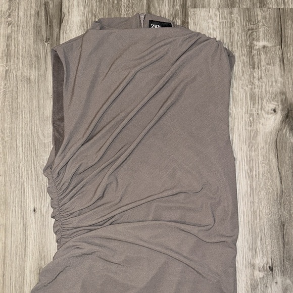 Zara - Picture 5 of 12